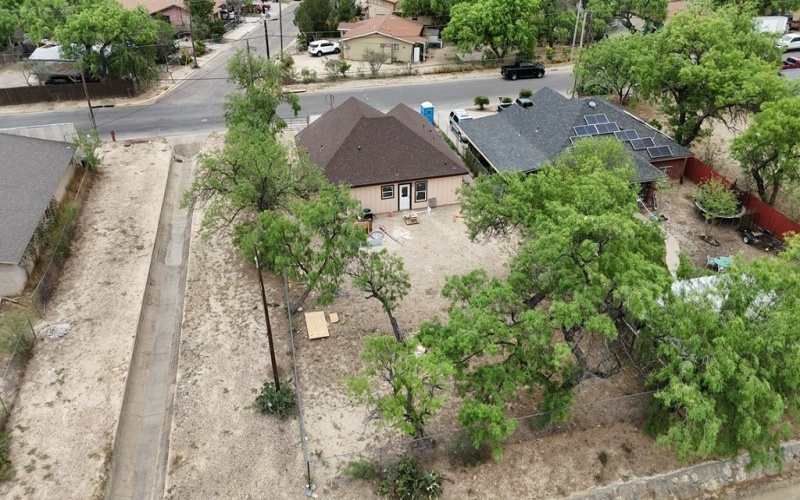 903 KIFURI STREET, Eagle Pass, TX 78852, 3 Bedrooms Bedrooms, ,2 BathroomsBathrooms,Residential,For Sale,903 KIFURI STREET,81031