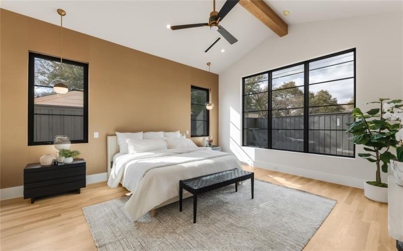 4015 Rochelle Drive, Dallas, TX 75220, 5 Habitaciones Habitaciones , ,6 BañosBaños,Residential,En Venta,4015 Rochelle Drive,20992109