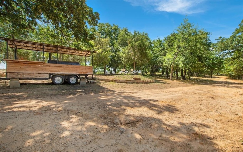 23507 Alexander Road, Pilot Point, TX 76258, 4 Habitaciones Habitaciones , ,3 BañosBaños,Residential,En Venta,23507 Alexander Road,20992150