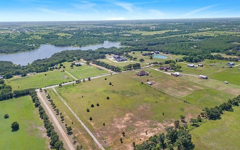 23507 Alexander Road, Pilot Point, TX 76258, 4 Habitaciones Habitaciones , ,3 BañosBaños,Residential,En Venta,23507 Alexander Road,20992150