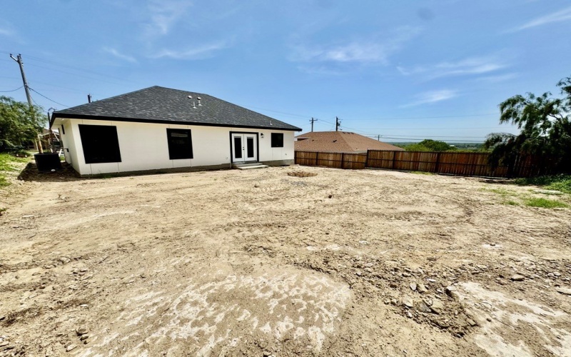 1617 Calle Baltica, Eagle Pass, TX 78852, 3 Habitaciones Habitaciones , ,2 BañosBaños,Residential,En Venta,1617 Calle Baltica,81111