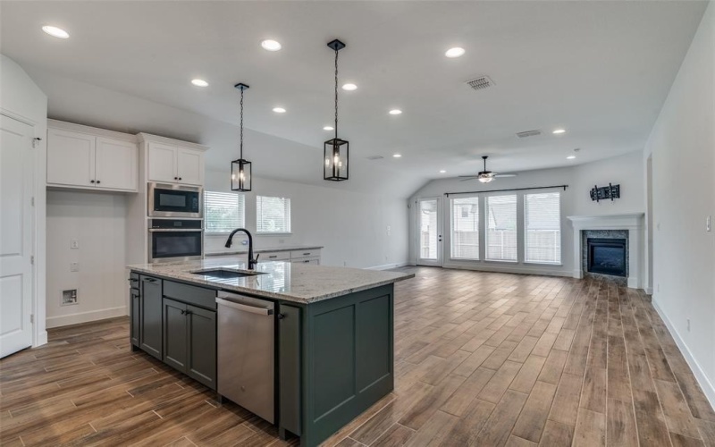 1103 Barnmeadow Lane, Forney, TX 75126, 4 Habitaciones Habitaciones , ,3 BañosBaños,Residential,En Venta,1103 Barnmeadow Lane,20982767