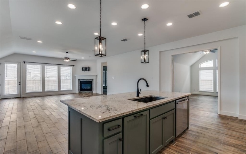 1103 Barnmeadow Lane, Forney, TX 75126, 4 Habitaciones Habitaciones , ,3 BañosBaños,Residential,En Venta,1103 Barnmeadow Lane,20982767