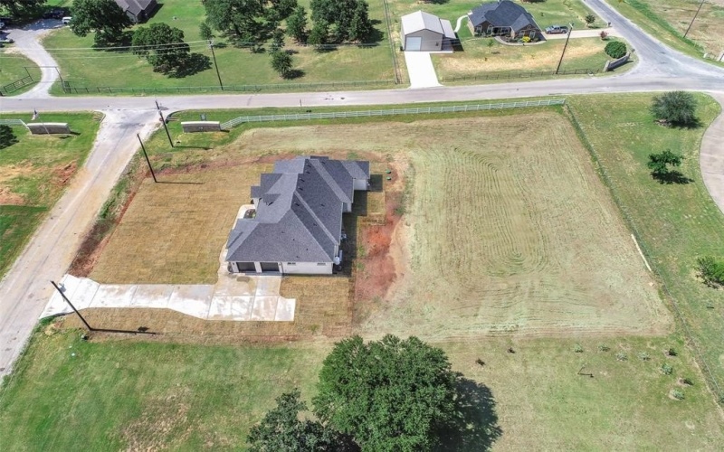 1001 Henry Way, Springtown, TX 76082, 4 Bedrooms Bedrooms, ,3 BathroomsBathrooms,Residential,For Sale,1001 Henry Way,20985038