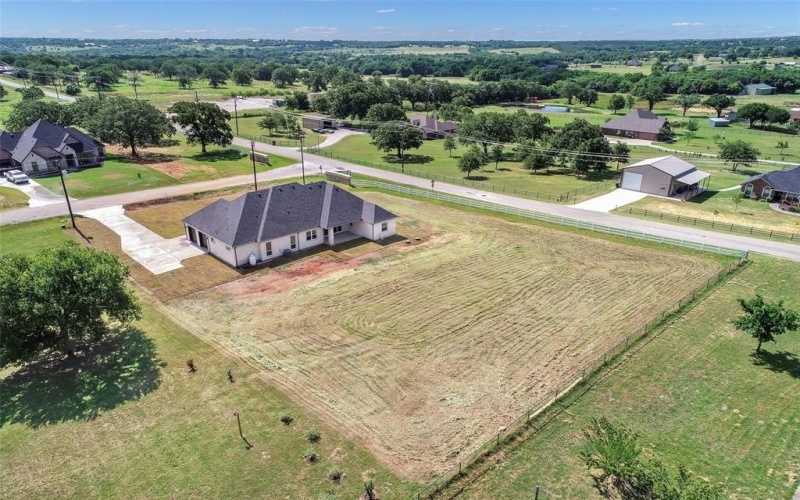 1001 Henry Way, Springtown, TX 76082, 4 Bedrooms Bedrooms, ,3 BathroomsBathrooms,Residential,For Sale,1001 Henry Way,20985038