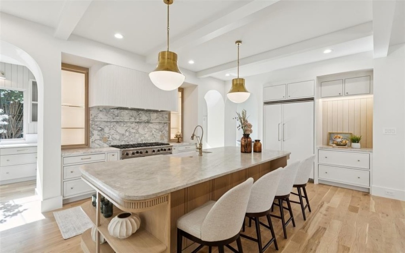 6263 Richmond Avenue, Dallas, TX 75214, 5 Bedrooms Bedrooms, ,6 BathroomsBathrooms,Residential,For Sale,6263 Richmond Avenue,20988371