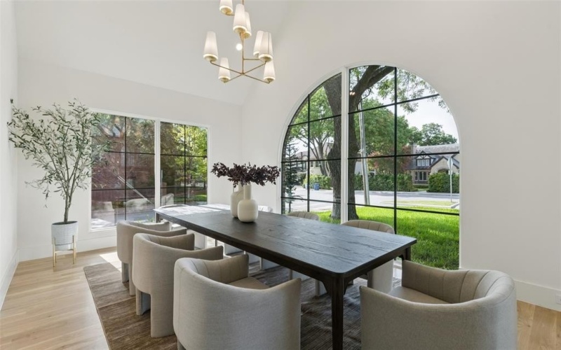 6263 Richmond Avenue, Dallas, TX 75214, 5 Bedrooms Bedrooms, ,6 BathroomsBathrooms,Residential,For Sale,6263 Richmond Avenue,20988371