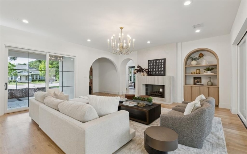 6263 Richmond Avenue, Dallas, TX 75214, 5 Bedrooms Bedrooms, ,6 BathroomsBathrooms,Residential,For Sale,6263 Richmond Avenue,20988371