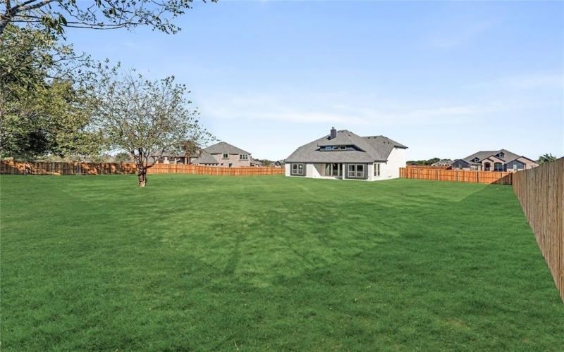 643 Crystal Lake Lane, Red Oak, TX 75154, 5 Habitaciones Habitaciones , ,5 BañosBaños,Residential,En Venta,643 Crystal Lake Lane,0,20989774