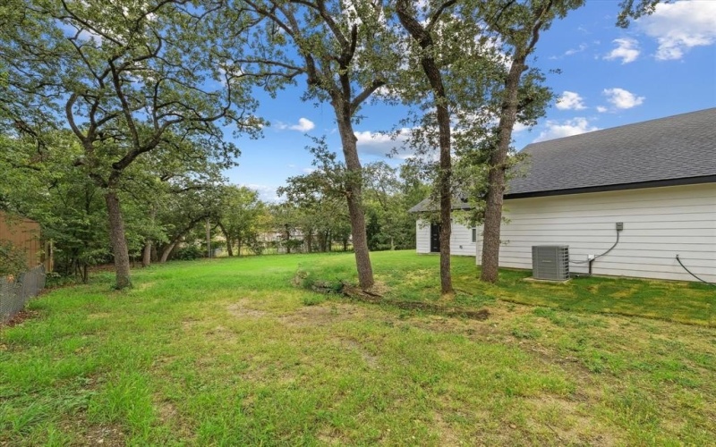 1917 Madera Drive, Waco, TX 76705, 3 Bedrooms Bedrooms, ,2 BathroomsBathrooms,Residential,For Sale,1917 Madera Drive,20990136