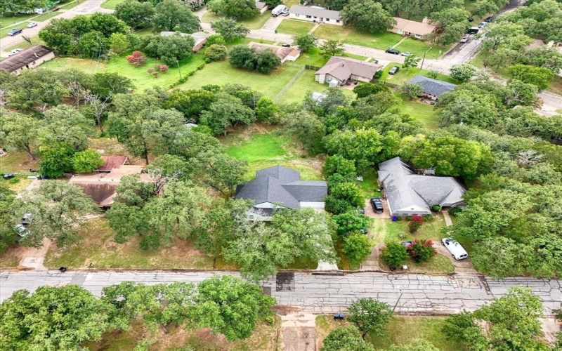 1917 Madera Drive, Waco, TX 76705, 3 Bedrooms Bedrooms, ,2 BathroomsBathrooms,Residential,For Sale,1917 Madera Drive,20990136