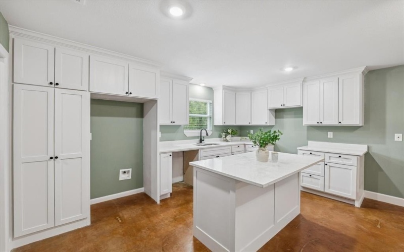 1917 Madera Drive, Waco, TX 76705, 3 Bedrooms Bedrooms, ,2 BathroomsBathrooms,Residential,For Sale,1917 Madera Drive,20990136