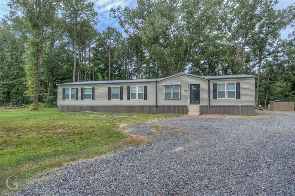 1349 W Hollow Oak Lane, Shreveport, LA 71107, 4 Habitaciones Habitaciones , ,2 BañosBaños,Residential,En Venta,1349 W Hollow Oak Lane,20991175