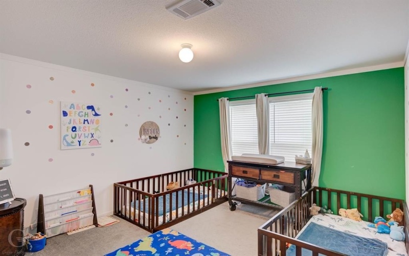 1349 W Hollow Oak Lane, Shreveport, LA 71107, 4 Habitaciones Habitaciones , ,2 BañosBaños,Residential,En Venta,1349 W Hollow Oak Lane,20991175