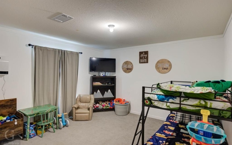 1349 W Hollow Oak Lane, Shreveport, LA 71107, 4 Habitaciones Habitaciones , ,2 BañosBaños,Residential,En Venta,1349 W Hollow Oak Lane,20991175