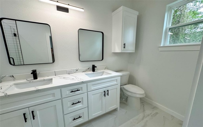 2612 Polk Street, Greenville, TX 75401, 3 Bedrooms Bedrooms, ,2 BathroomsBathrooms,Residential,For Sale,2612 Polk Street,20991581