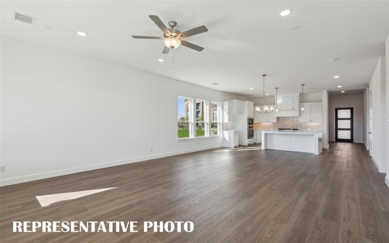 6920 Crystal Springs Drive, McKinney, TX 75070, 3 Bedrooms Bedrooms, ,3 BathroomsBathrooms,Residential,For Sale,6920 Crystal Springs Drive,20991665