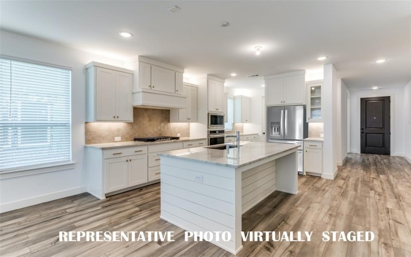 6904 Crystal Springs Drive, McKinney, TX 75070, 4 Bedrooms Bedrooms, ,3 BathroomsBathrooms,Residential,For Sale,6904 Crystal Springs Drive,20991668