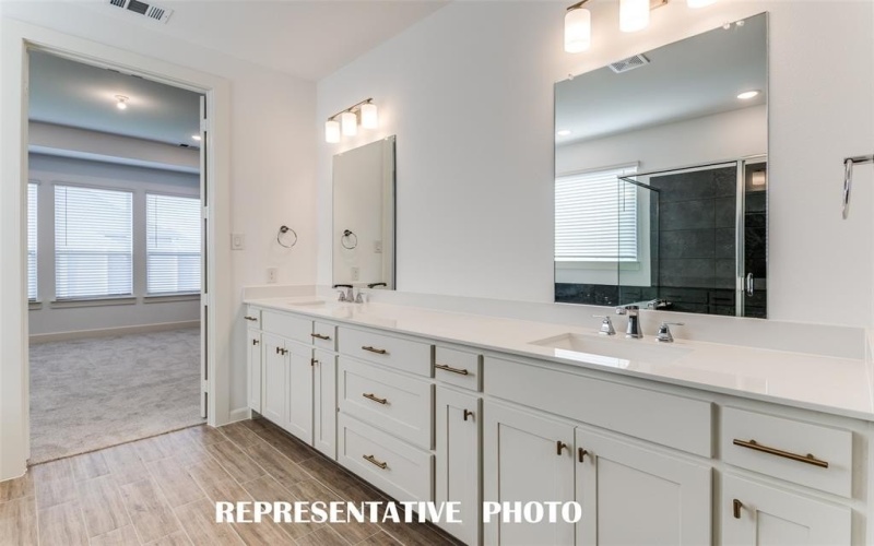 6904 Crystal Springs Drive, McKinney, TX 75070, 4 Bedrooms Bedrooms, ,3 BathroomsBathrooms,Residential,For Sale,6904 Crystal Springs Drive,20991668