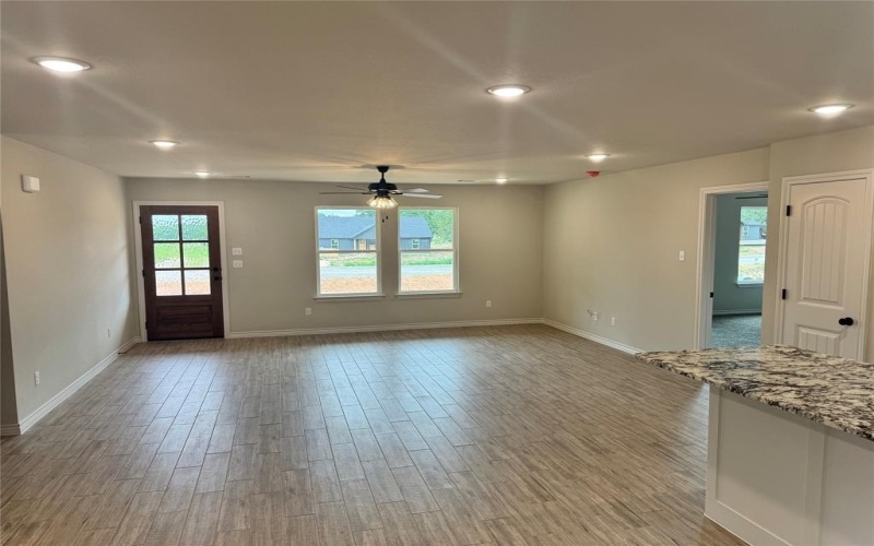 1013 Hereford Drive, Springtown, TX 76082, 4 Habitaciones Habitaciones , ,2 BañosBaños,Residential,En Venta,1013 Hereford Drive,20992175