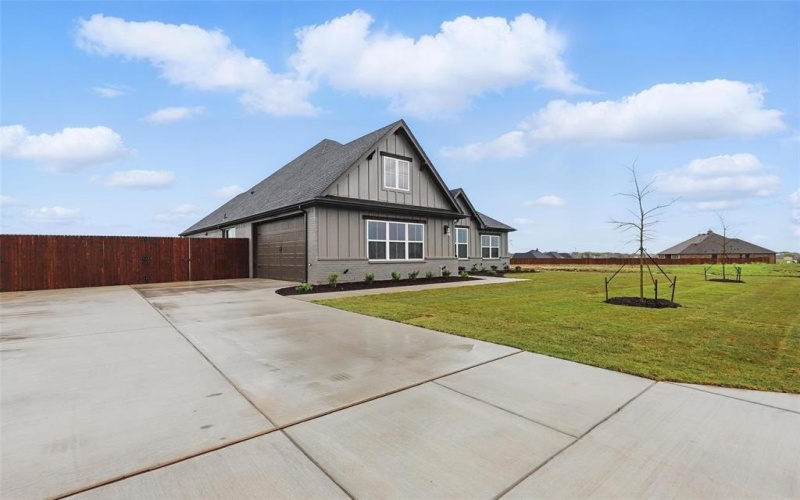 116 Mikasi, Godley, TX 76044, 3 Bedrooms Bedrooms, ,2 BathroomsBathrooms,Residential,For Sale,116 Mikasi,20992231