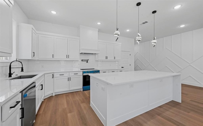 4604 Corregidor Street, Dallas, TX 75216, 4 Bedrooms Bedrooms, ,3 BathroomsBathrooms,Residential,For Sale,4604 Corregidor Street,20992258