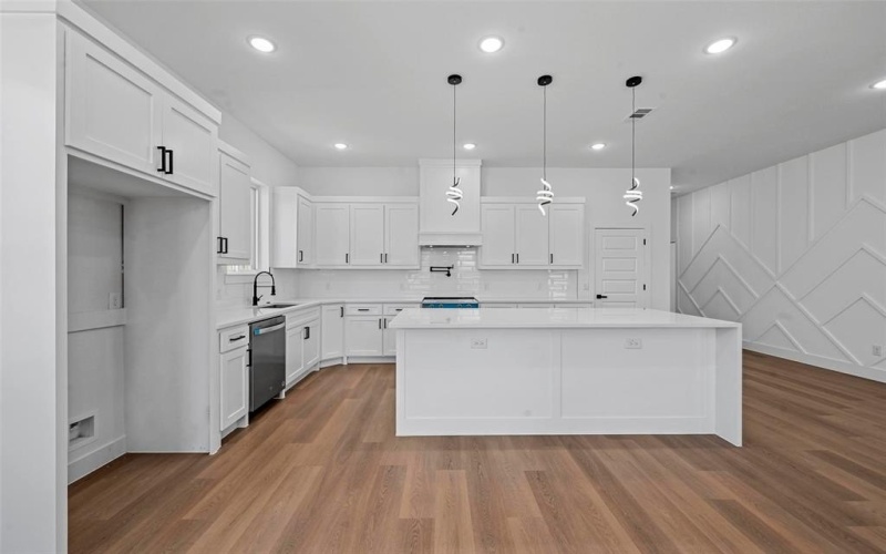 4604 Corregidor Street, Dallas, TX 75216, 4 Bedrooms Bedrooms, ,3 BathroomsBathrooms,Residential,For Sale,4604 Corregidor Street,20992258