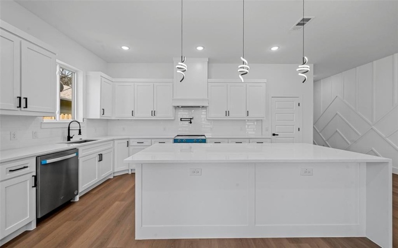 4604 Corregidor Street, Dallas, TX 75216, 4 Bedrooms Bedrooms, ,3 BathroomsBathrooms,Residential,For Sale,4604 Corregidor Street,20992258