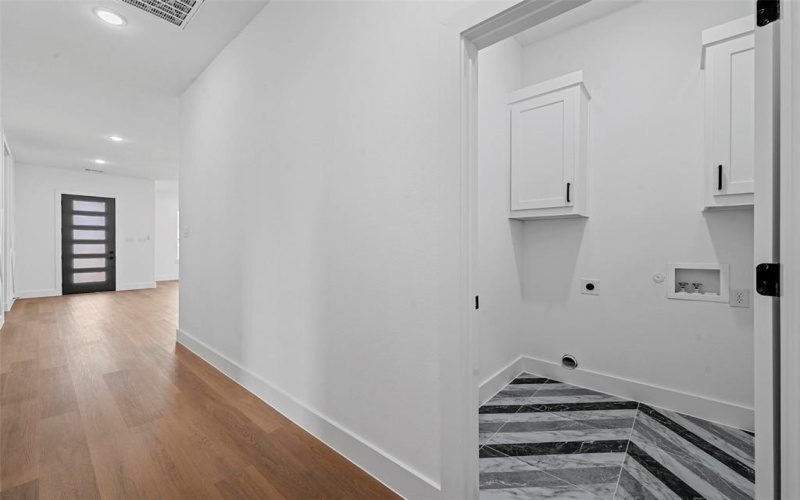 4604 Corregidor Street, Dallas, TX 75216, 4 Bedrooms Bedrooms, ,3 BathroomsBathrooms,Residential,For Sale,4604 Corregidor Street,20992258