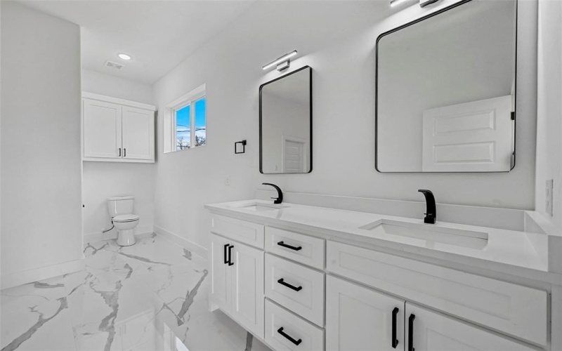 4604 Corregidor Street, Dallas, TX 75216, 4 Bedrooms Bedrooms, ,3 BathroomsBathrooms,Residential,For Sale,4604 Corregidor Street,20992258