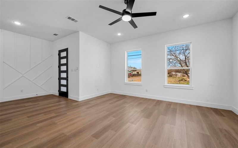 4604 Corregidor Street, Dallas, TX 75216, 4 Bedrooms Bedrooms, ,3 BathroomsBathrooms,Residential,For Sale,4604 Corregidor Street,20992258