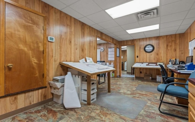 2403, 2407, 2409 S Eastman Road, Longview, TX 75602, ,Commercial Sale,For Sale,2403,2407,2409 S Eastman Road,20992304