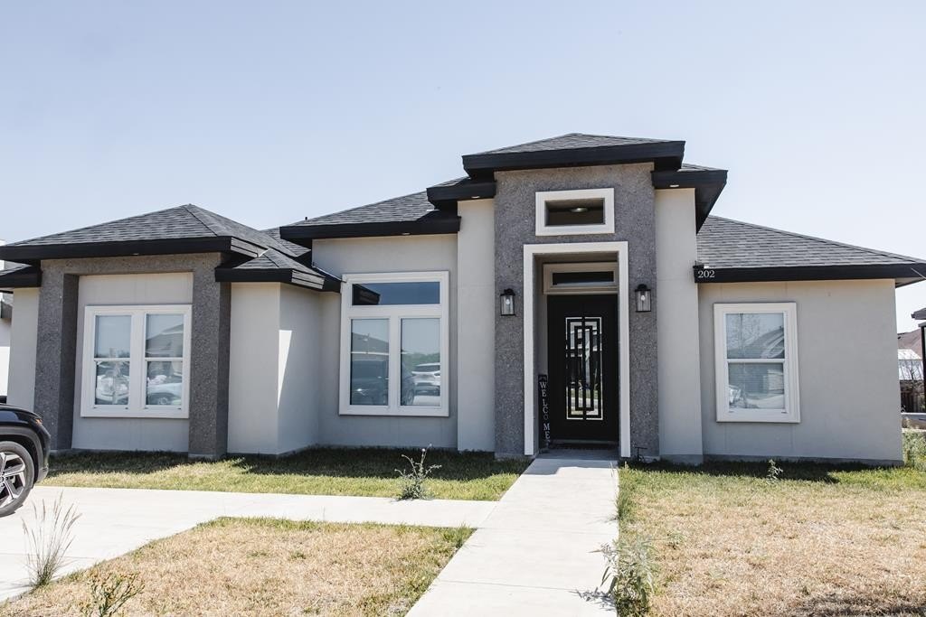 202 Bayo Dr, Eagle Pass, TX 78852, 3 Bedrooms Bedrooms, ,2 BathroomsBathrooms,Residential,For Sale,202 Bayo Dr,81185