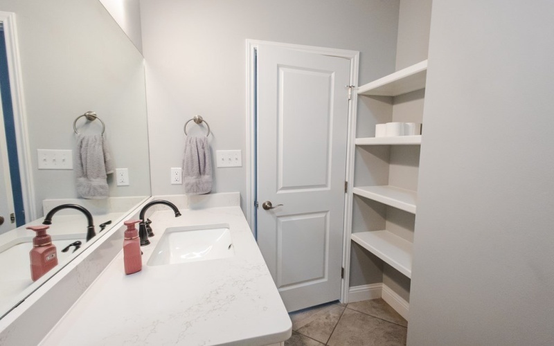 202 Bayo Dr, Eagle Pass, TX 78852, 3 Bedrooms Bedrooms, ,2 BathroomsBathrooms,Residential,For Sale,202 Bayo Dr,81185
