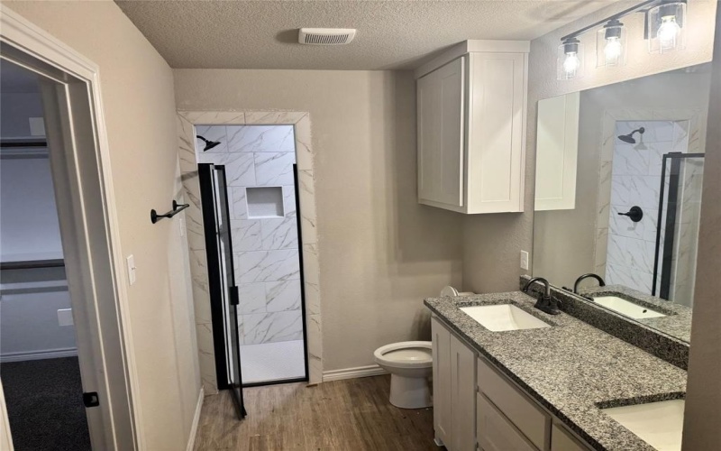 1009 Hereford, Springtown, TX 76082, 3 Bedrooms Bedrooms, ,2 BathroomsBathrooms,Residential,For Sale,1009 Hereford,20992416