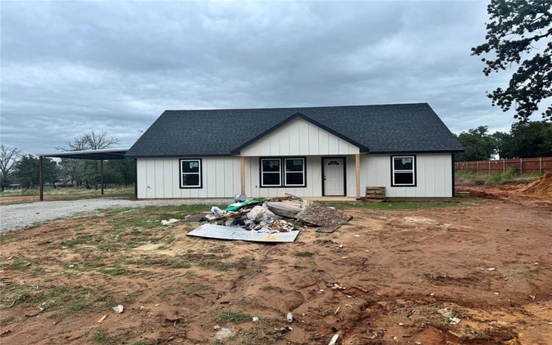 1004 Hereford Drive, Springtown, TX 76082, 3 Bedrooms Bedrooms, ,2 BathroomsBathrooms,Residential,For Sale,1004 Hereford Drive,20992484