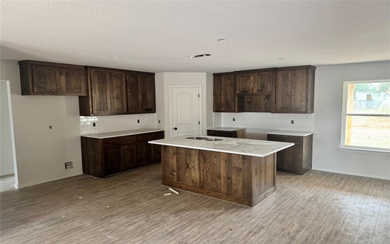 1004 Hereford Drive, Springtown, TX 76082, 3 Bedrooms Bedrooms, ,2 BathroomsBathrooms,Residential,For Sale,1004 Hereford Drive,20992484