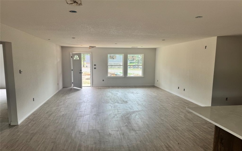 1004 Hereford Drive, Springtown, TX 76082, 3 Bedrooms Bedrooms, ,2 BathroomsBathrooms,Residential,For Sale,1004 Hereford Drive,20992484