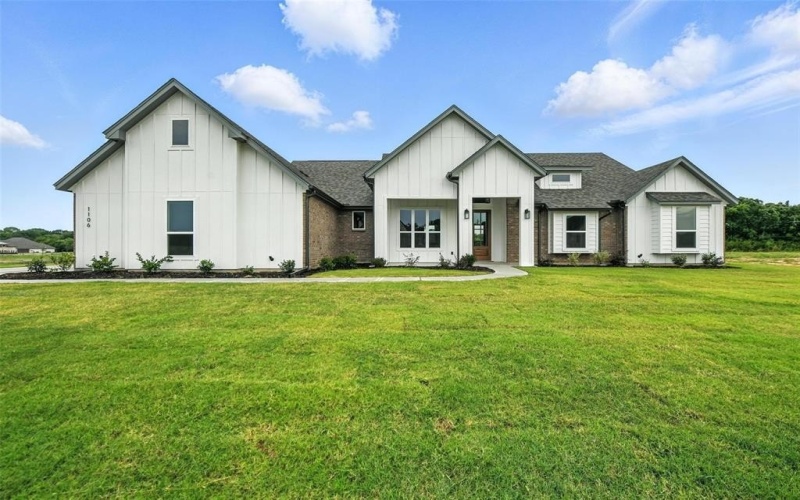 1106 Silver Sage Trail, Weatherford, TX 76085, 4 Bedrooms Bedrooms, ,2 BathroomsBathrooms,Residential,For Sale,1106 Silver Sage Trail,20992540