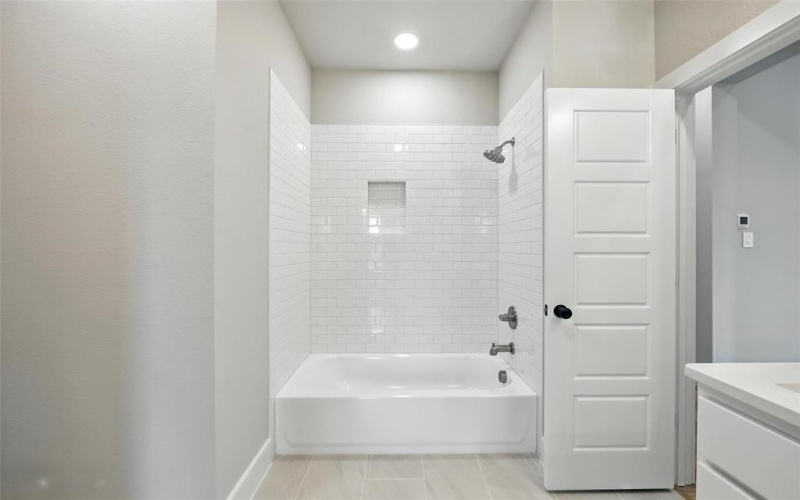 1106 Silver Sage Trail, Weatherford, TX 76085, 4 Bedrooms Bedrooms, ,2 BathroomsBathrooms,Residential,For Sale,1106 Silver Sage Trail,20992540