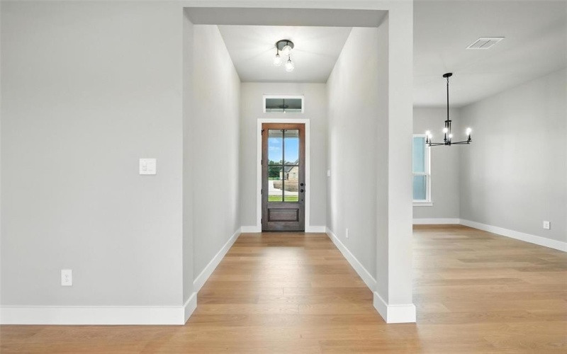 1106 Silver Sage Trail, Weatherford, TX 76085, 4 Bedrooms Bedrooms, ,2 BathroomsBathrooms,Residential,For Sale,1106 Silver Sage Trail,20992540