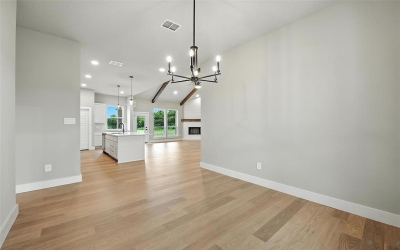 1106 Silver Sage Trail, Weatherford, TX 76085, 4 Bedrooms Bedrooms, ,2 BathroomsBathrooms,Residential,For Sale,1106 Silver Sage Trail,20992540