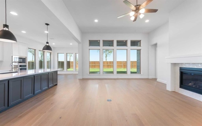305 Barn Swallow Drive, Celina, TX 75009, 4 Habitaciones Habitaciones , ,3 BañosBaños,Residential,En Venta,305 Barn Swallow Drive,0,20992564
