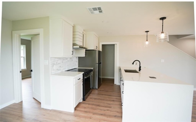 705 S 15th, Waco, TX 76706, 6 Habitaciones Habitaciones , ,7 BañosBaños,Residential Multi Family,En Venta,705 S 15th,20992727