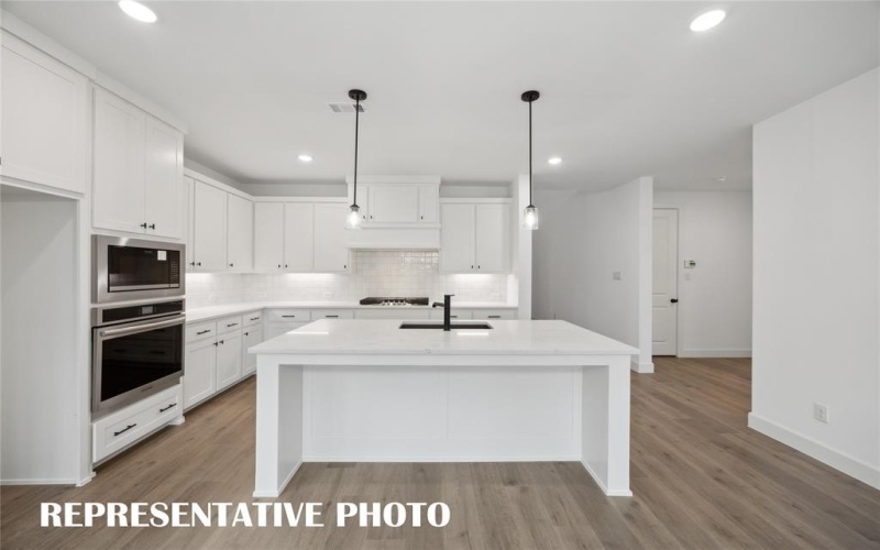 4151 Kestrel Street, Prosper, TX 75078, 5 Bedrooms Bedrooms, ,6 BathroomsBathrooms,Residential,For Sale,4151 Kestrel Street,20992935