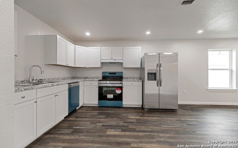 6338 Channel View, San Antonio, TX 78222, 3 Bedrooms Bedrooms, ,2 BathroomsBathrooms,Residential,For Sale,6338 Channel View,1882020