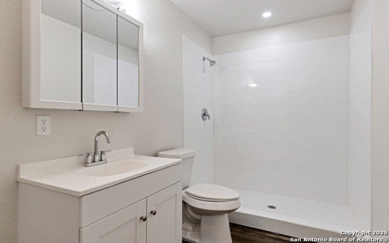6338 Channel View, San Antonio, TX 78222, 3 Bedrooms Bedrooms, ,2 BathroomsBathrooms,Residential,For Sale,6338 Channel View,1882020