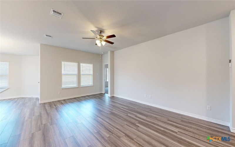 4849 Hawkins Drive, Belton, TX 76513, 3 Bedrooms Bedrooms, ,2 BathroomsBathrooms,Residential,For Sale,4849 Hawkins Drive,585776