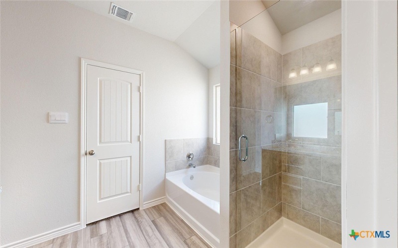 4849 Hawkins Drive, Belton, TX 76513, 3 Bedrooms Bedrooms, ,2 BathroomsBathrooms,Residential,For Sale,4849 Hawkins Drive,585776