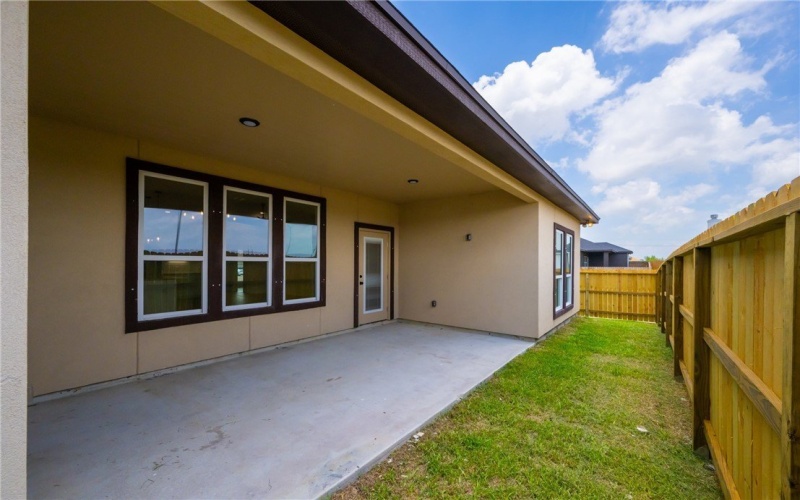 6202 Olivia Street, Corpus Christi, TX 78415, 4 Bedrooms Bedrooms, ,3 BathroomsBathrooms,Residential,For Sale,6202 Olivia Street,461633